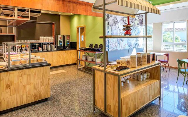 Ibis Styles Curitiba Santa Felicidade