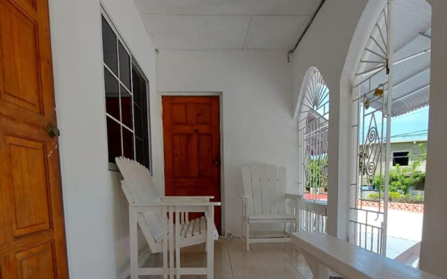 Charming 1-bedroom House in St Thomas Jamaica