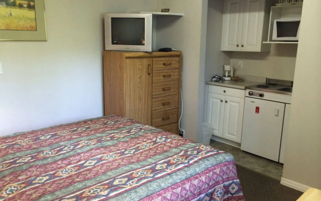 Blue Stream Motel