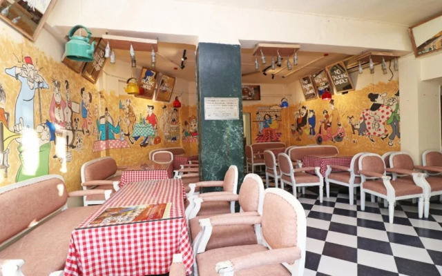 The Central Palm Hotel by OYO Rooms