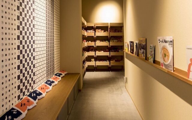 TRIP POD FUKUOKA -snack & bed- - Hostel