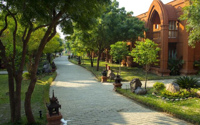 Heritage Bagan Hotel