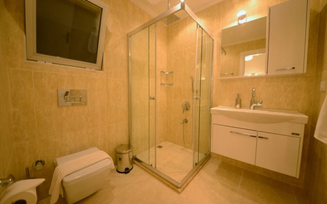 Villa Oscar by Akdenizvillam