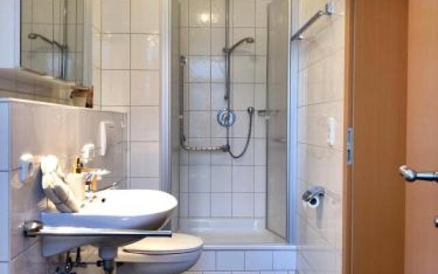 Golden Gapa Central Family Apartment 30