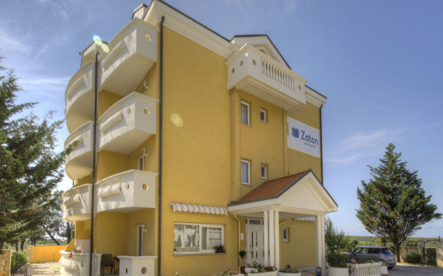 Aparthotel Zaton