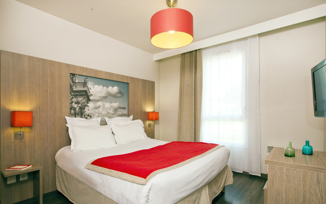 Residhome Paris-Guyancourt