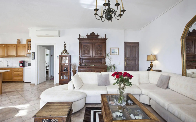 Alexanders Boutique Hotel