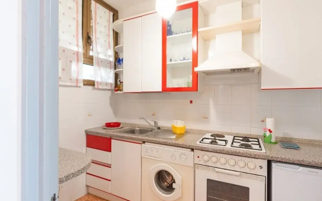 Deiva Marina Sea View Flat with Garage