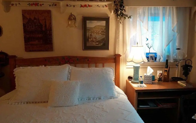 Oasis Bed and Breakfast