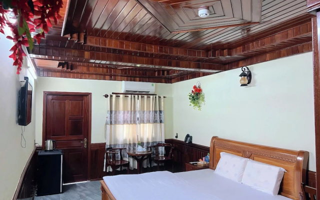 Hotel Nam Song Hau – Guest Rooms – Can Tho