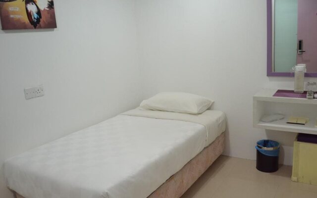 Lavender Hotel Teluk Intan