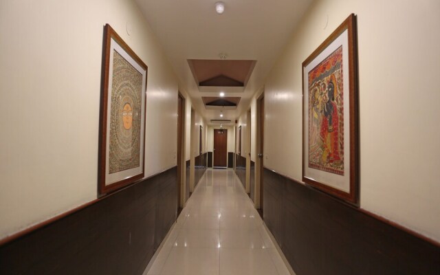 OYO 645 Hotel Tourist Deluxe