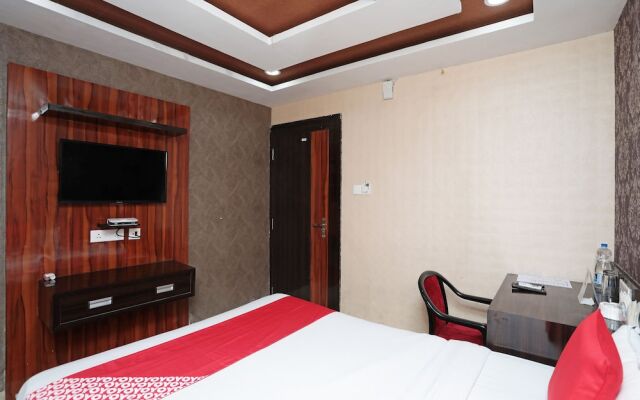 OYO 24971 Hotel South City