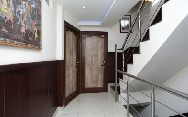 OYO 12721 Vansh Regency