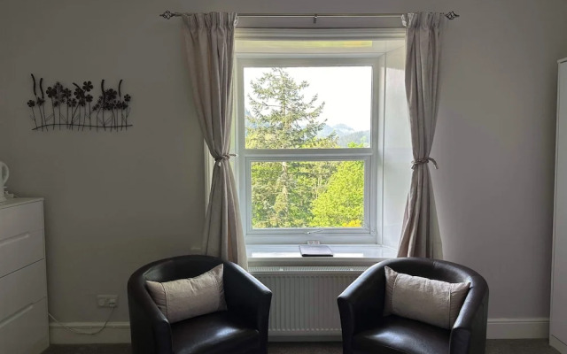 Tyn Y Fron Country House