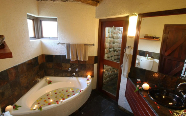 Tau Game Lodge