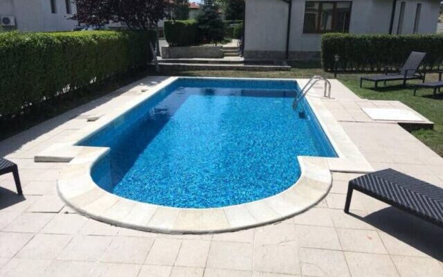 3 Bedroom Villa At The Vineyards Resort