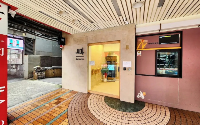Just Live Hostel