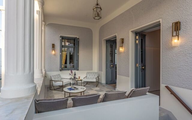 Camara Suites