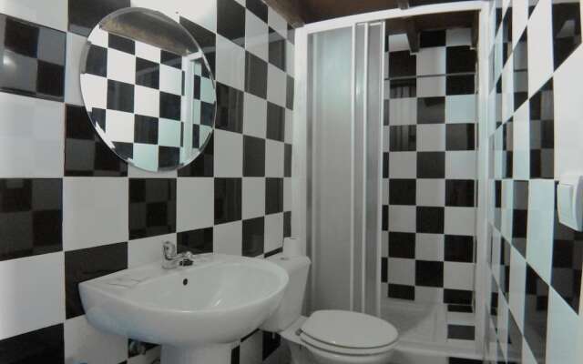 Estudio cercano a Plaza Castilla CBA5