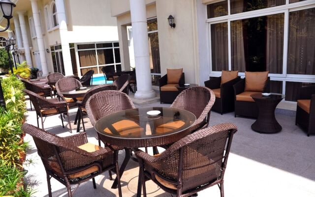 Elion House Hotel