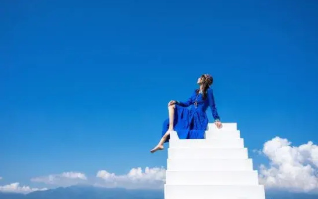 Mermaid Seascape Resort Hotel (Dali Erhai)