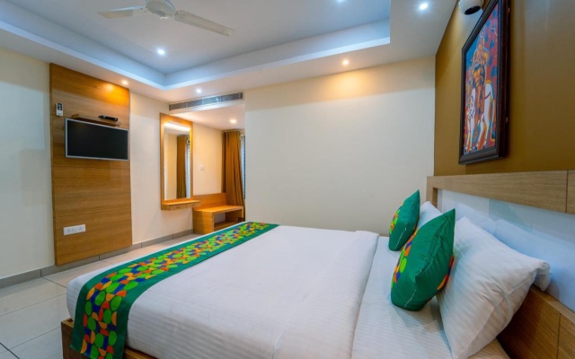 Treebo Sree Varshavilas Regency, 500 Mtrs From Guruvayoor Temple — фото 2