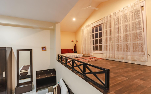 Hotel Saffron Leaf