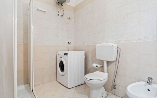 Traditional Holiday Home in Siracusa Near Seabeach