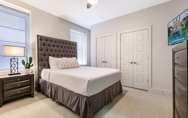 Modern Pet-Friendly Condo in New Orleans