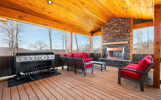 Mountain Crest Lodge