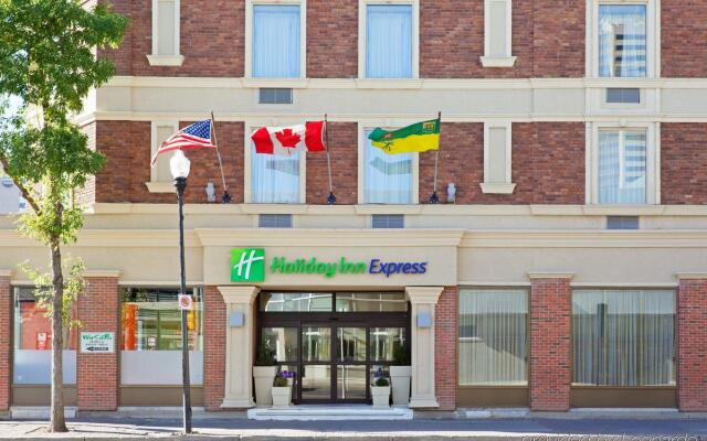 Holiday Inn Express Hotel & Suites Regina, an IHG Hotel