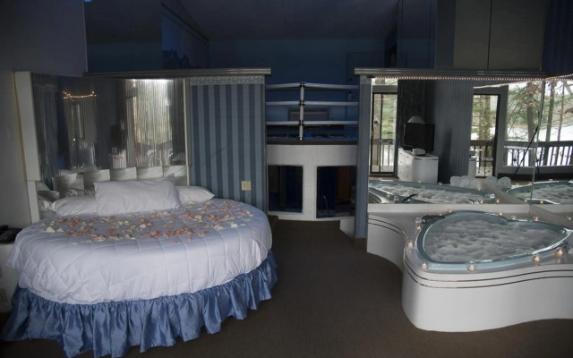 Pocono Palace Resort