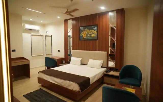 Hotel Devki Inn