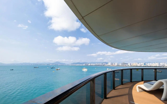 Sanya phoenix island yuejia holiday apartment