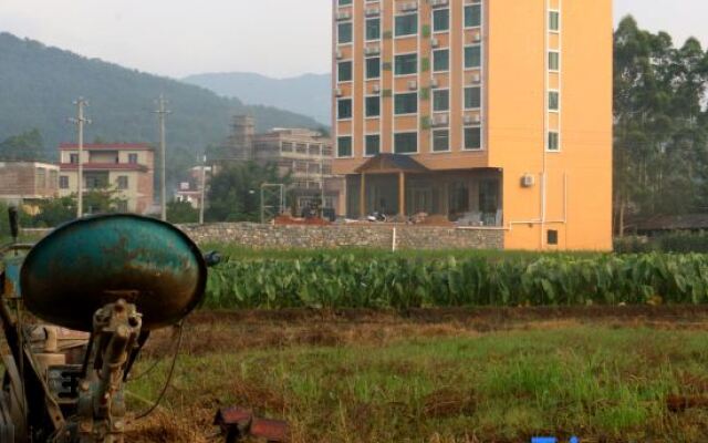 Huangyao Cuiping Bieyuan Hotel