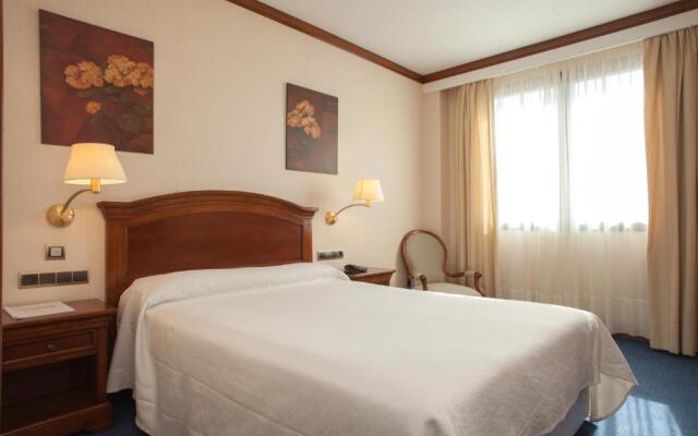 Hotel Villa De Almazan