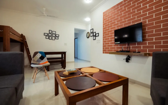 OYO 10803 Home 2BHK Poolside Siolim