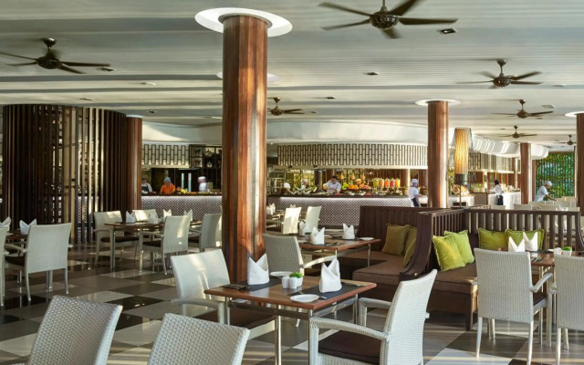 Gaya Island Resort