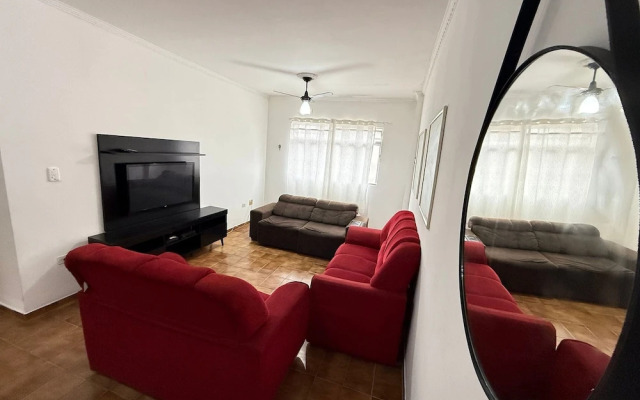 Pé na Areia Praia da Guilhermina II