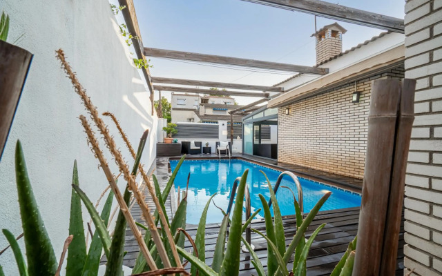 Cambrils-4BD-Piscina-BBQ-PetFriendly-Port Aventura