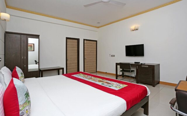 OYO 5528 DLF Phase 4