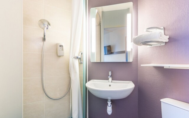 B&B HOTEL Tours Nord 2 La petit Arche