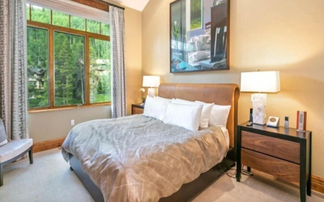 Vail_gore_creek_bergrose_5bd