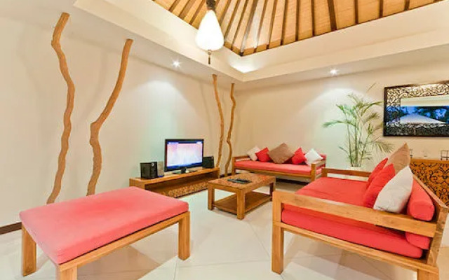 Villa Bugis Kayu Aya Seminyak