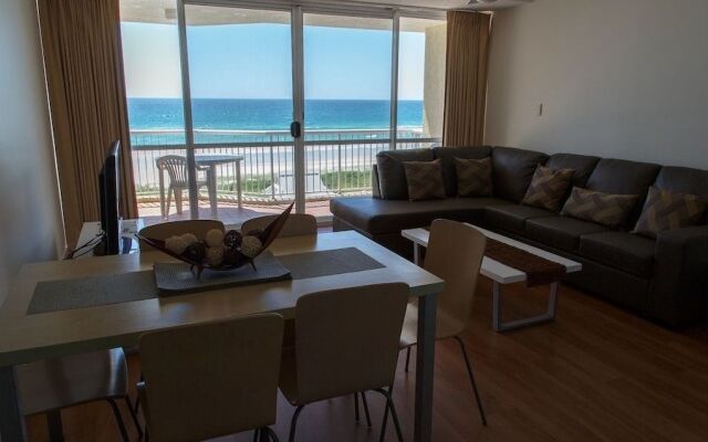 Crystal Beachfront Apartments