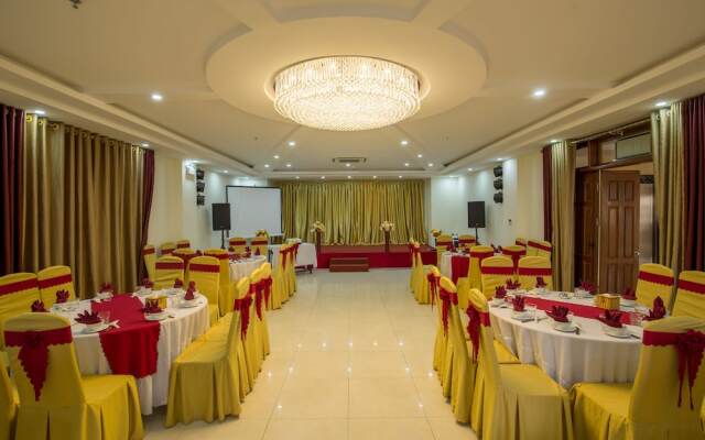 Amanda Quang Binh Hotel