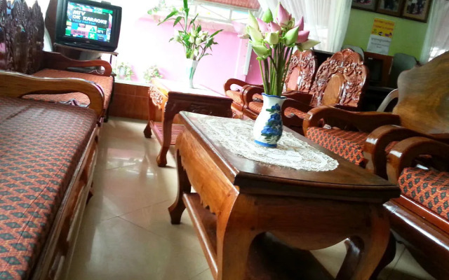 Chenla Guest House