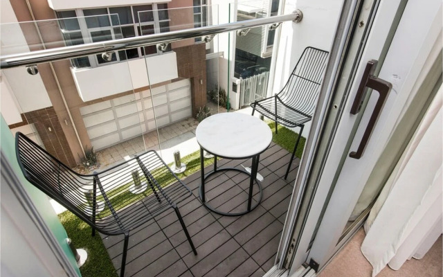 Bohemian 1 Bedroom Apartment With Rooftop Terrace