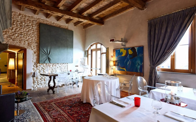 Settecento Hotel